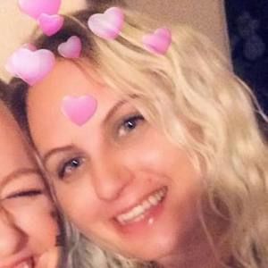 Meet your Posher, Jillian